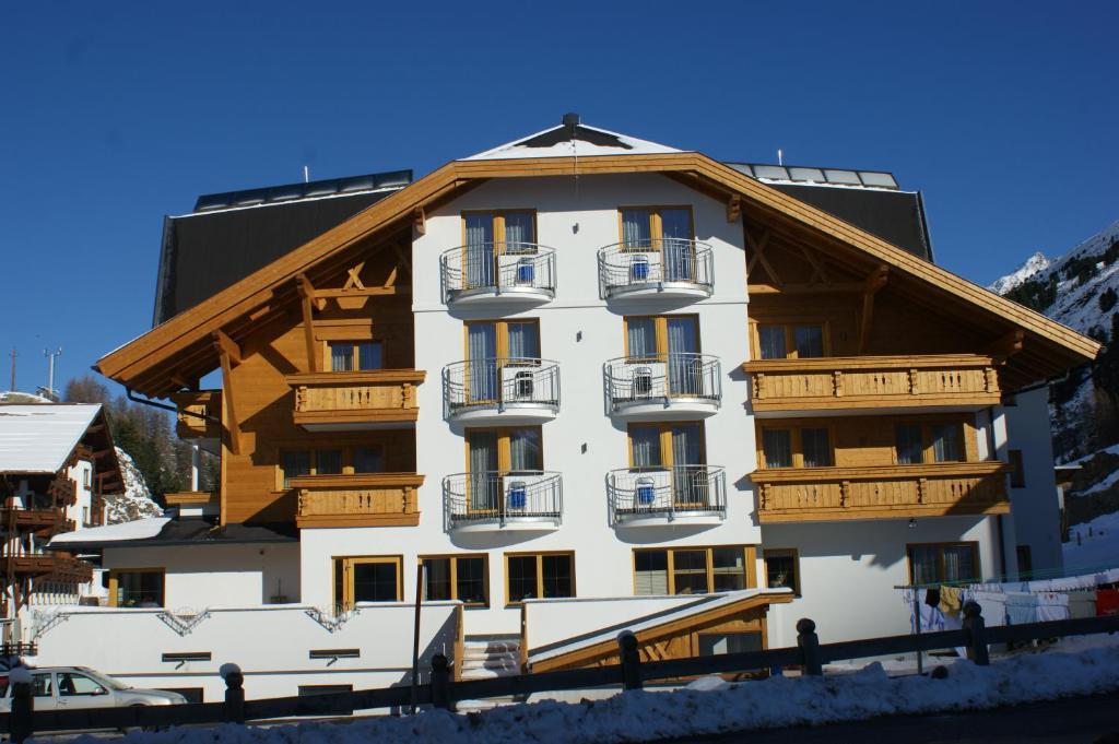 Haus Bergkristall Bed and Breakfast Obergurgl Exteriör bild